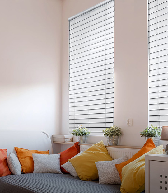 Perfect Cordless Faux Wood Blinds